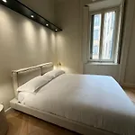 Luxury Design 1br 1ba High Ceilings アパート ミラノ