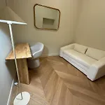 アパート Luxury Design 1br 1ba High Ceilings ミラノ