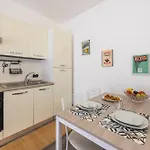 Bnbutler - Archimede 53 - Bright * Milano