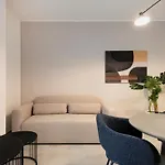 Relstay - De Angeli 4* ميلان