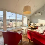 Tricolore Skyline Terrace