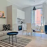 Cesare Da Sesto - 5 Mins From Navigli アパート