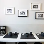 Apartment Contrasti - Black & White *