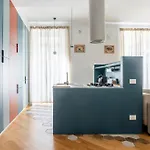 アパート Cozy And Design Close To Rail Station