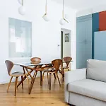 アパート Cozy And Design Close To Rail Station *