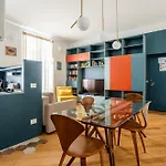 アパート Cozy And Design Close To Rail Station *