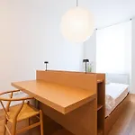 アパート Splendid One Bedroom De Angeli 2nd Fl - Mirable Pm ミラノ