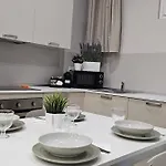 Gambara M1 - Prato Fiorito, Appartament * Milán