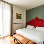 Regina Hotel