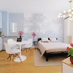 Casa Angelo Design Flat - Milan, Porta Venezia, 3 Metro Stops Duomo ミラノ