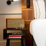 Urban Hive فندق 4*