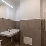 Aristotele Building - B Apartamento *