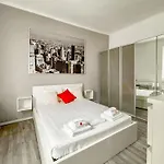 Cf7 Duomo - 3 Mins Walk From Duomo Apartmán Milán