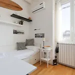 Guesthost - Mm Tolstoj - Apartamento *