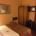 Regina 4* Milan