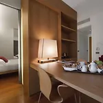 Urban Hive فندق 4*