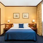 Leonardo Center Hotel Milano