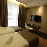Mokinba Baviera Hotell