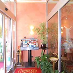 Vittoria 4* Mailand