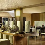 Enterprise Design & Boutique Отель Милан