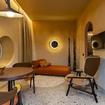Enterprise Design & Boutique Отель Милан