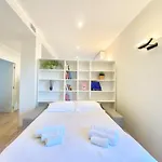 Penthouse With Panoramic Terrace-8 Minutes From The Duomo * Милан