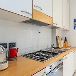 Charming With Balcony & Wi-fi *