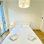 Апартаменты Penthouse With Panoramic Terrace-8 Minutes From The Duomo *