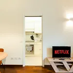 Apartment Exclusive Loft With Private Garden In Center At Navigli - 10min To Duomo Milan