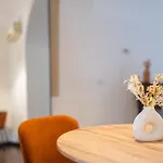 Apartment Exclusive Loft With Private Garden In Center At Navigli - 10min To Duomo Milan