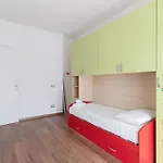 Guesthost - Gorla Modern * Mailand