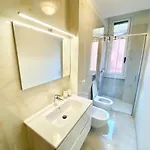 Апартаменты Penthouse With Panoramic Terrace-8 Minutes From The Duomo