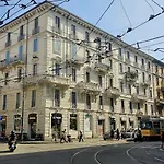Carlo Farini 72 Superior - Private Parking - Centro Appartamento *