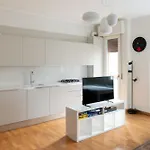 Cozy Two Bedrooms Fiera - Mirable Pm Διαμέρισμα *