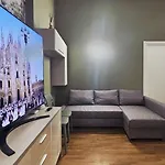Carlo Farini 72 Superior - Private Parking - Centro Appartamento Milano