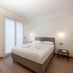 Fabbri Palace - B * ミラノ