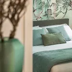 Brera Charming R&r *