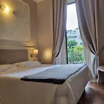 Charly Hotel