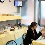 Hotel La Caravella 2*