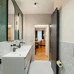 Luxury37 - Porta Venezia Apartment Milan