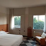 レジデンス シロエ 3*