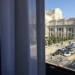 Av מילאנו