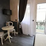 La Residenza Isabella بيت ضيافة