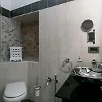 Ξενοδοχείο με διαμερίσματα Dei Mercanti 4*