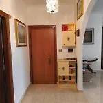 Attico Lux - Penthouse Near The Metro With Garage מילאנו