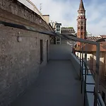 スイート サンタ テクラ