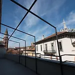 スイート サンタ テクラ アパート ミラノ