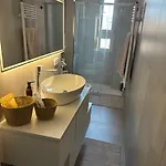 New Brenta 10 Minutes To Duomo M3-15 Minutes To Linate - Full Furnished Wi-fi,amazon Prime And Apartman *