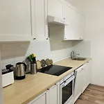 New Brenta 10 Minutes To Duomo M3-15 Minutes To Linate - Full Furnished Wi-fi,amazon Prime And Apartman Milánó