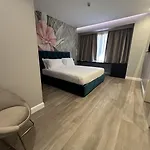The Unique Brera Hotel